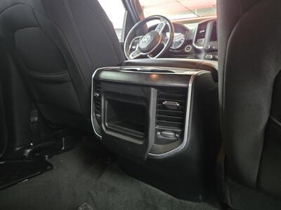 2021 RAM 1500 Big Horn/CREW CAB/4X4   - Photo 16 - Hamilton, OH 45015