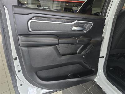 2021 RAM 1500 Big Horn/CREW CAB/4X4   - Photo 10 - Hamilton, OH 45015