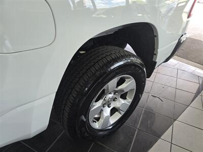 2021 RAM 1500 Big Horn/CREW CAB/4X4   - Photo 35 - Hamilton, OH 45015