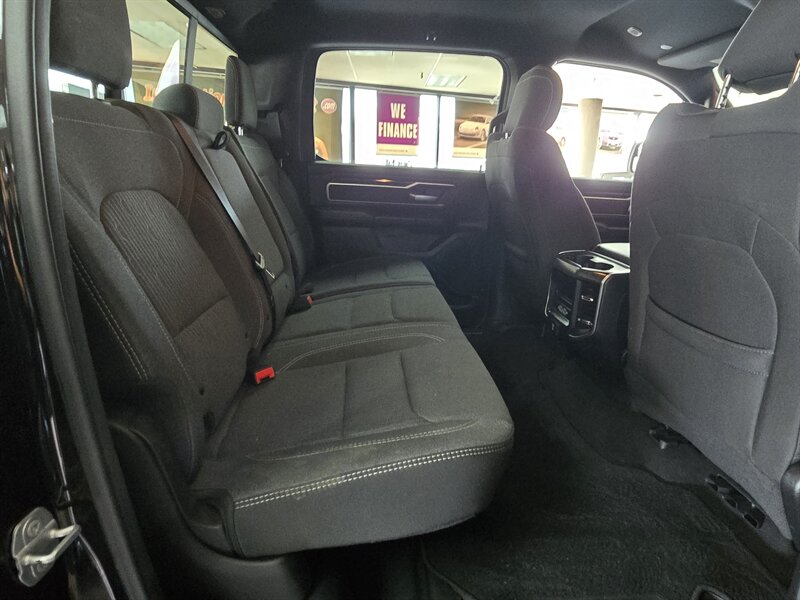 2019 RAM 1500 Big Horn/CREW CAB/HEMI/4X4 - Photo 18 - Hamilton, OH 45015