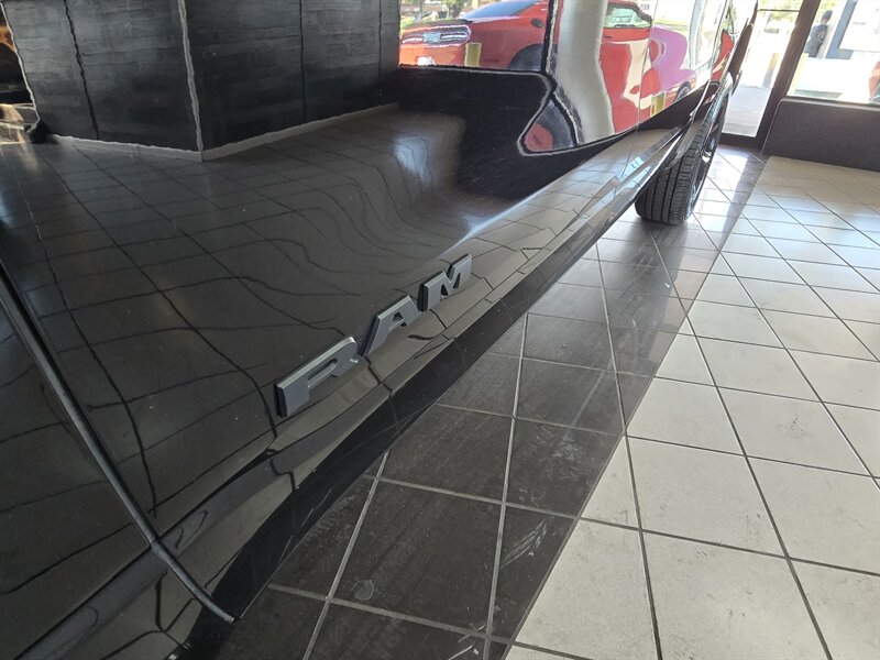 2019 RAM 1500 Big Horn/CREW CAB/HEMI/4X4 - Photo 34 - Hamilton, OH 45015