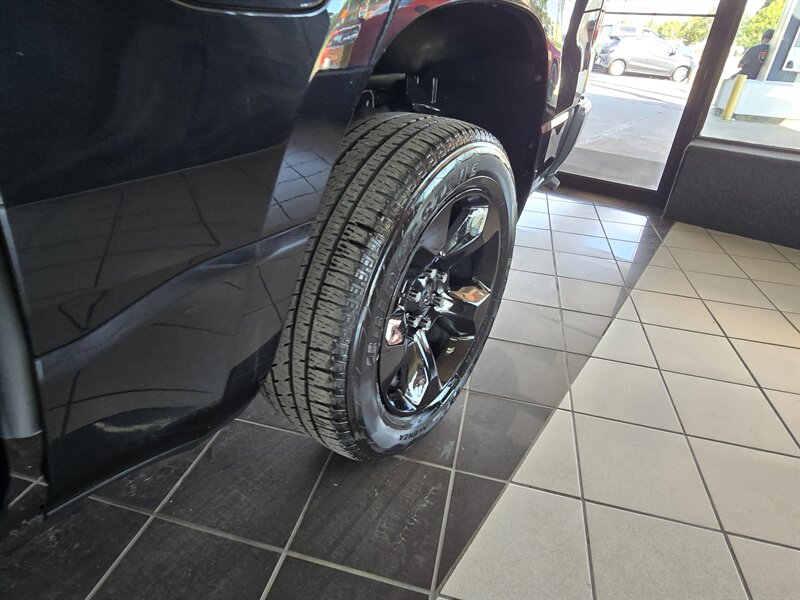 2019 RAM 1500 Big Horn/CREW CAB/HEMI/4X4 - Photo 35 - Hamilton, OH 45015