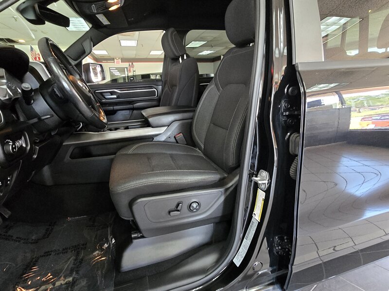 2019 RAM 1500 Big Horn/CREW CAB/HEMI/4X4 - Photo 9 - Hamilton, OH 45015