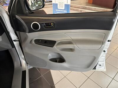 2013 Toyota Tacoma Base 4DR ACCESS CAB - Photo 22 - Hamilton, OH 45015