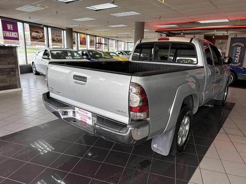 2013 Toyota Tacoma Base 4DR ACCESS CAB - Photo 6 - Hamilton, OH 45015