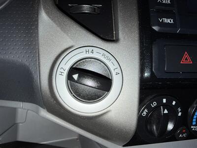2013 Toyota Tacoma Base 4DR ACCESS CAB - Photo 15 - Hamilton, OH 45015