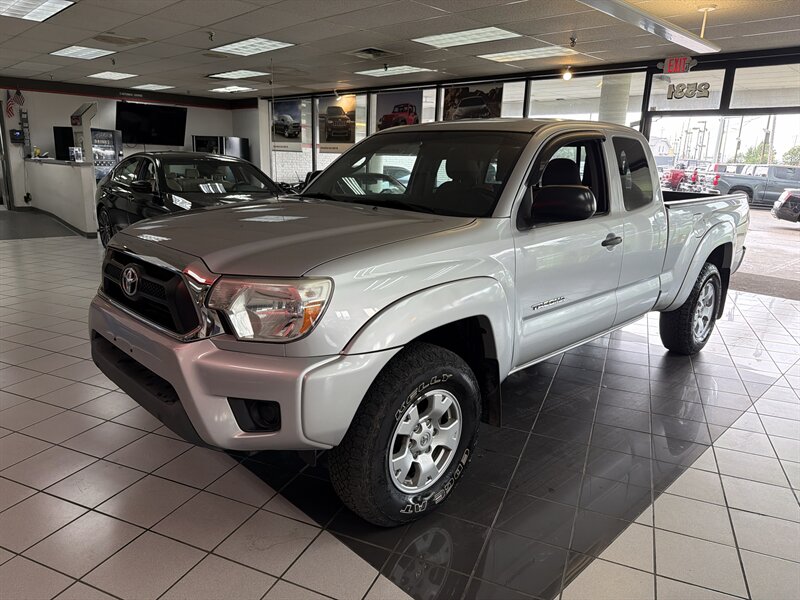 2013 Toyota Tacoma Base 4DR ACCESS CAB   - Photo 1 - Hamilton, OH 45015