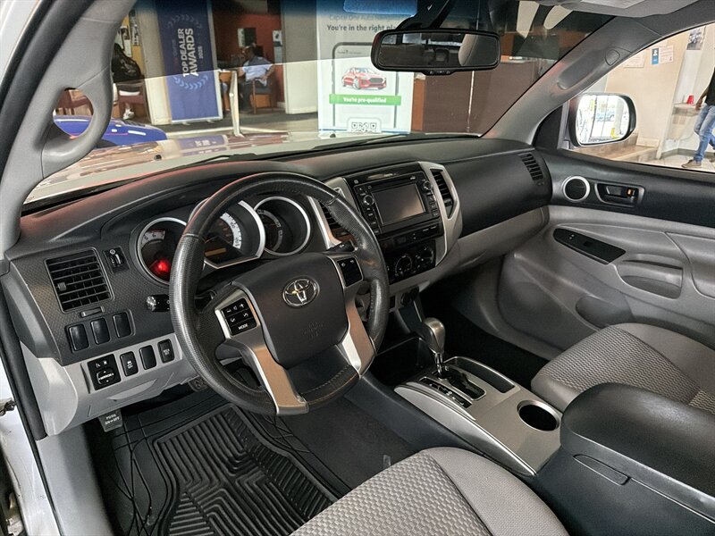 2013 Toyota Tacoma Base 4DR ACCESS CAB - Photo 12 - Hamilton, OH 45015