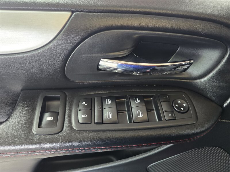 2019 Dodge Grand Caravan GT 3DR MINI-VAN - Photo 19 - Hamilton, OH 45015