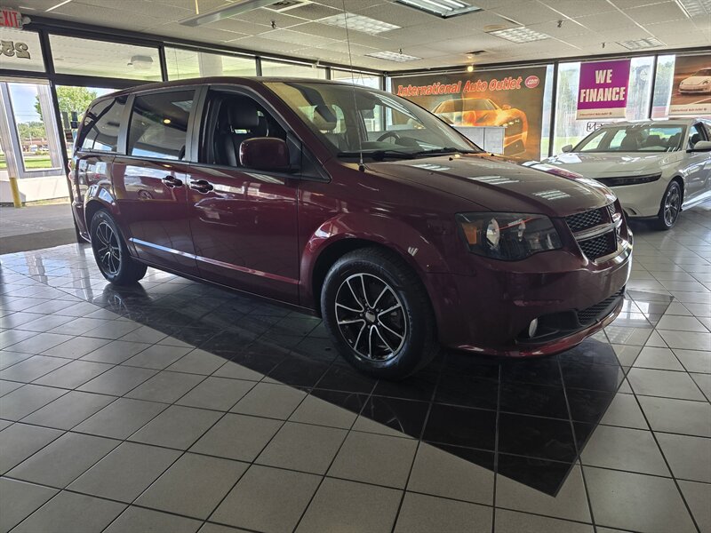 2019 Dodge Grand Caravan GT 3DR MINI-VAN - Photo 3 - Hamilton, OH 45015