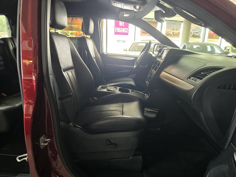 2019 Dodge Grand Caravan GT 3DR MINI-VAN - Photo 15 - Hamilton, OH 45015