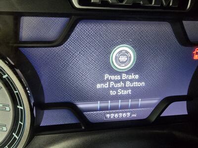 2019 RAM 1500 Limited 4dr CREW CAB 4X4/HEMI - Photo 9 - Hamilton, OH 45015