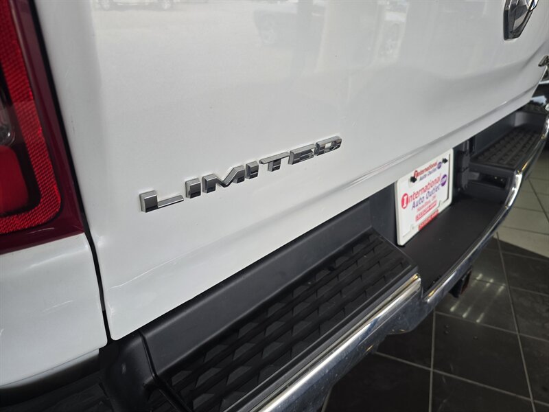 2019 RAM 1500 Limited 4dr CREW CAB 4X4/HEMI - Photo 31 - Hamilton, OH 45015