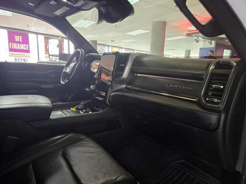 2019 RAM 1500 Limited 4dr CREW CAB 4X4/HEMI - Photo 43 - Hamilton, OH 45015