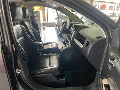 2017 Jeep Compass High Altitude 4DR SUV   - Photo 25 - Hamilton, OH 45015