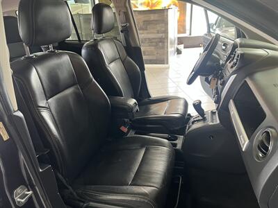 2017 Jeep Compass High Altitude 4DR SUV   - Photo 26 - Hamilton, OH 45015