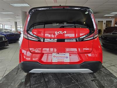 2024 Kia Soul LX - Photo 5 - Hamilton, OH 45015