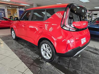 2024 Kia Soul LX - Photo 6 - Hamilton, OH 45015
