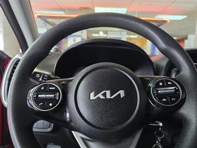 2024 Kia Soul LX - Photo 25 - Hamilton, OH 45015