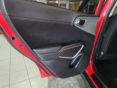 2024 Kia Soul LX - Photo 10 - Hamilton, OH 45015