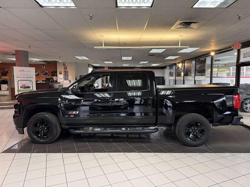 2018 Chevrolet Silverado 1500 LTZ - Photo 2 - Hamilton, OH 45015
