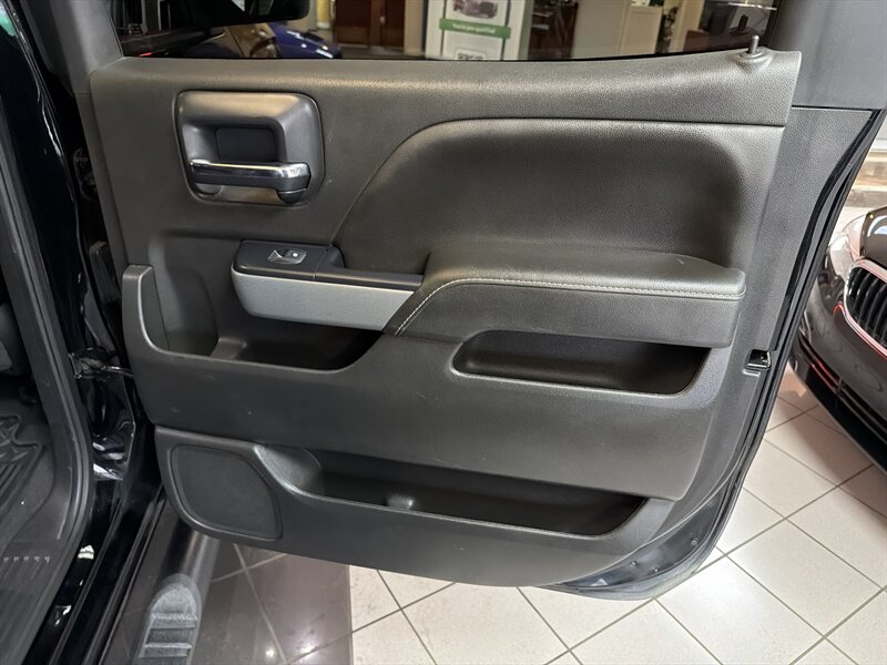 2018 Chevrolet Silverado 1500 LTZ - Photo 23 - Hamilton, OH 45015