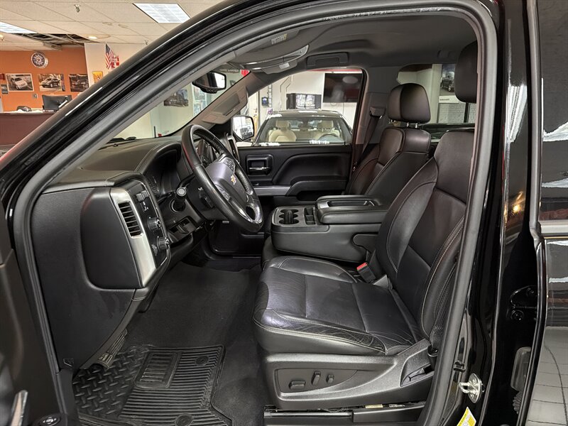 2018 Chevrolet Silverado 1500 LTZ - Photo 9 - Hamilton, OH 45015