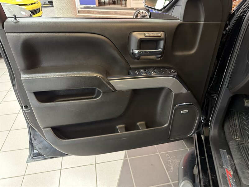2018 Chevrolet Silverado 1500 LTZ - Photo 17 - Hamilton, OH 45015