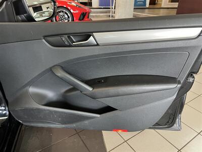 2012 Volkswagen Passat S 4DR SEDAN/5SPEED - Photo 30 - Hamilton, OH 45015