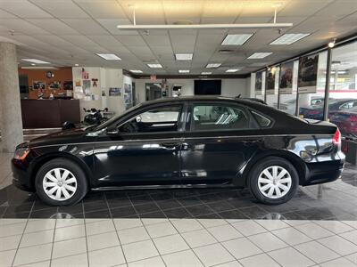 2012 Volkswagen Passat S 4DR SEDAN/5SPEED - Photo 2 - Hamilton, OH 45015