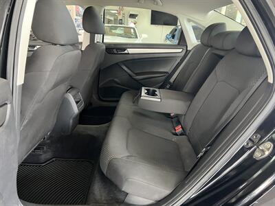 2012 Volkswagen Passat S 4DR SEDAN/5SPEED - Photo 19 - Hamilton, OH 45015