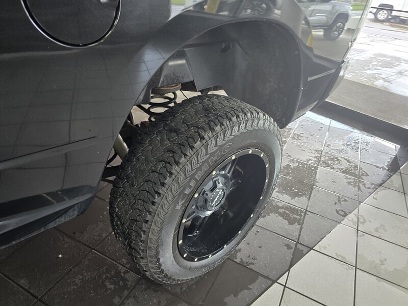 2018 RAM 1500 Express 4DR QUAD CAB 4X4 - Photo 38 - Hamilton, OH 45015