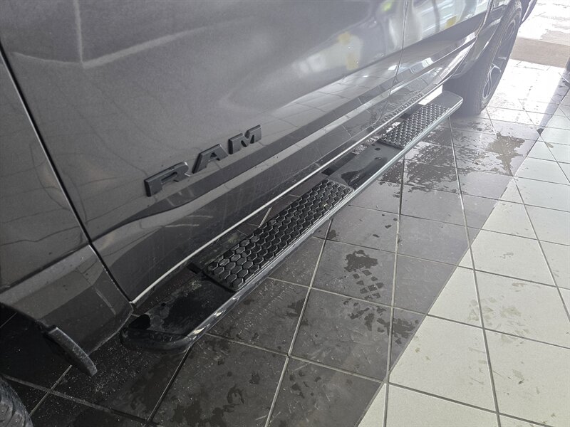2018 RAM 1500 Express 4DR QUAD CAB 4X4 - Photo 34 - Hamilton, OH 45015