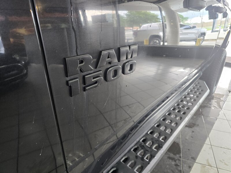 2018 RAM 1500 Express 4DR QUAD CAB 4X4 - Photo 36 - Hamilton, OH 45015