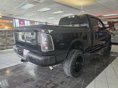 2018 RAM 1500 Express 4DR QUAD CAB 4X4 - Photo 4 - Hamilton, OH 45015