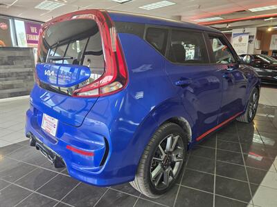 2022 Kia Soul Turbo 4DR CROSSOVER   - Photo 4 - Hamilton, OH 45015