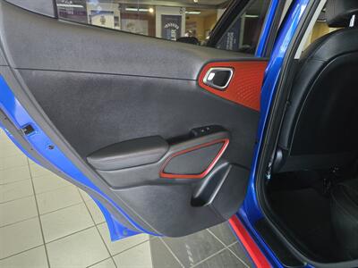 2022 Kia Soul Turbo 4DR CROSSOVER   - Photo 10 - Hamilton, OH 45015