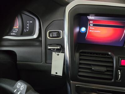 2017 Volvo XC60 T5 Dynamic   - Photo 30 - Hamilton, OH 45015