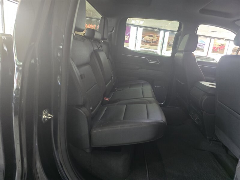 2025 GMC Sierra 1500 SLT - Photo 22 - Hamilton, OH 45015