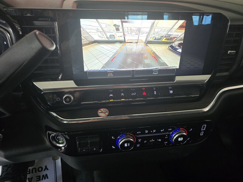 2025 GMC Sierra 1500 SLT - Photo 30 - Hamilton, OH 45015