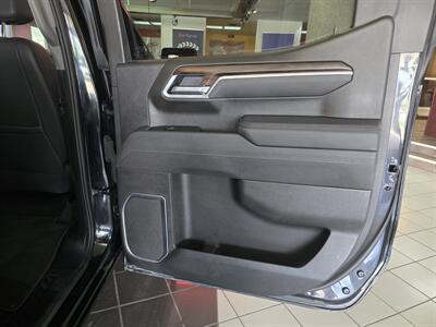 2025 GMC Sierra 1500 SLT - Photo 17 - Hamilton, OH 45015