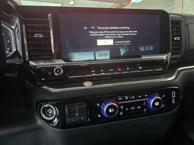 2025 GMC Sierra 1500 SLT - Photo 33 - Hamilton, OH 45015