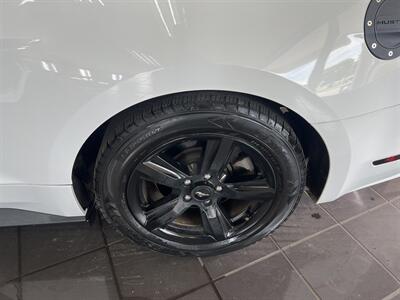 2017 Ford Mustang V6 2DR COUPE   - Photo 26 - Hamilton, OH 45015
