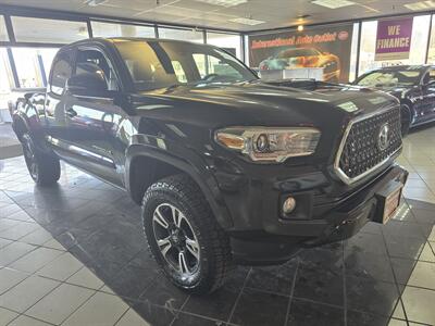 2019 Toyota Tacoma TRD Off-Road 4DR ACCESS CAB 4X4/V6   - Photo 3 - Hamilton, OH 45015