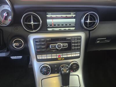 2014 Mercedes-Benz SLK SLK 250 2DR CONVERTIBLE   - Photo 16 - Hamilton, OH 45015