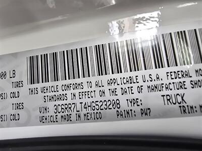 2017 RAM 1500 Big Horn/CREW CAB/HEMI/4X4   - Photo 33 - Hamilton, OH 45015