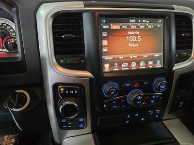 2017 RAM 1500 Big Horn/CREW CAB/HEMI/4X4   - Photo 24 - Hamilton, OH 45015