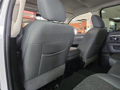 2017 RAM 1500 Big Horn/CREW CAB/HEMI/4X4   - Photo 11 - Hamilton, OH 45015