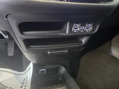 2025 Chrysler Pacifica Select 4DR MINI-VAN - Photo 28 - Hamilton, OH 45015