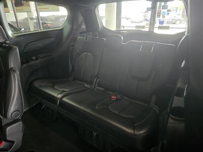 2025 Chrysler Pacifica Select 4DR MINI-VAN - Photo 11 - Hamilton, OH 45015